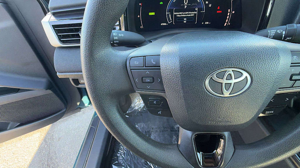 Thumbnail: 2025 Toyota Camry - 24