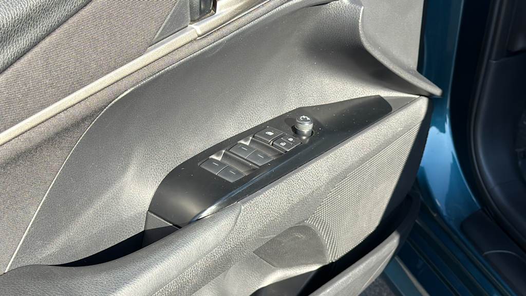 Thumbnail: 2025 Toyota Camry - 7