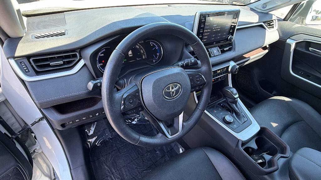 Thumbnail: 2021 Toyota RAV4 - 2