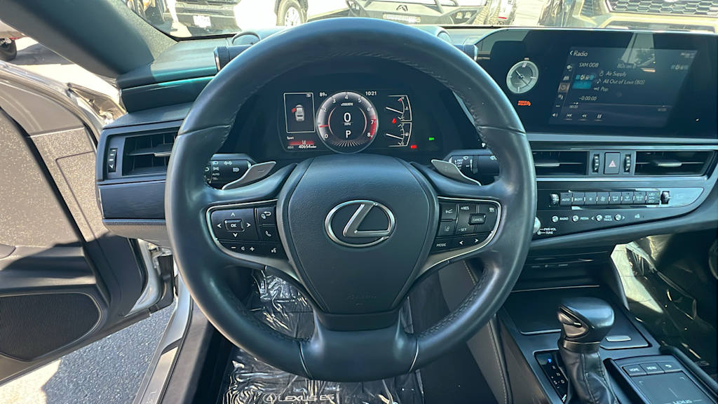 Thumbnail: 2022 Lexus ES - 9