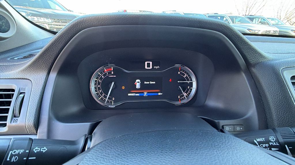 Thumbnail: 2017 Honda Pilot - 16