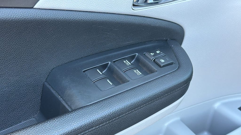 Thumbnail: 2022 Honda Pilot - 28