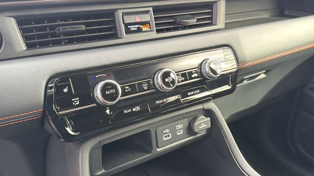 Thumbnail: 2025 Honda Pilot - 23