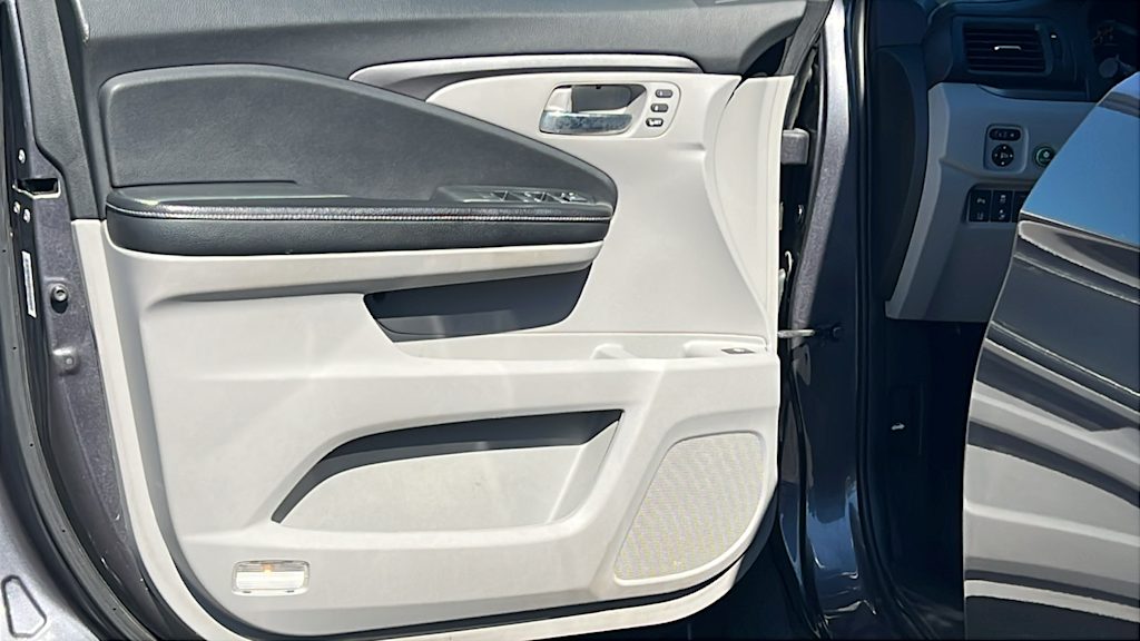Thumbnail: 2021 Honda Ridgeline - 29