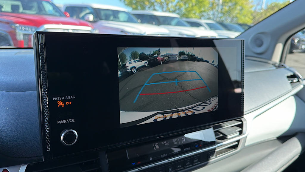 Thumbnail: 2025 Toyota Sienna - 23