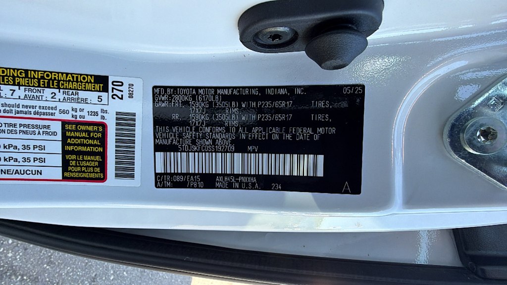 Thumbnail: 2025 Toyota Sienna - 18