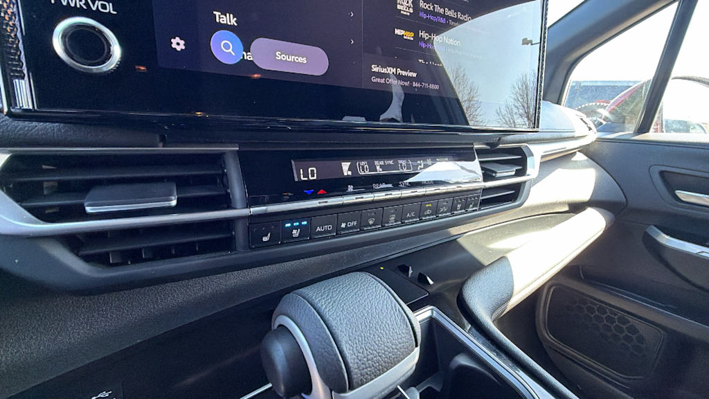 Thumbnail: 2025 Toyota Sienna - 13