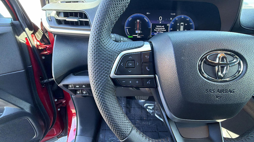 Thumbnail: 2025 Toyota Sienna - 25