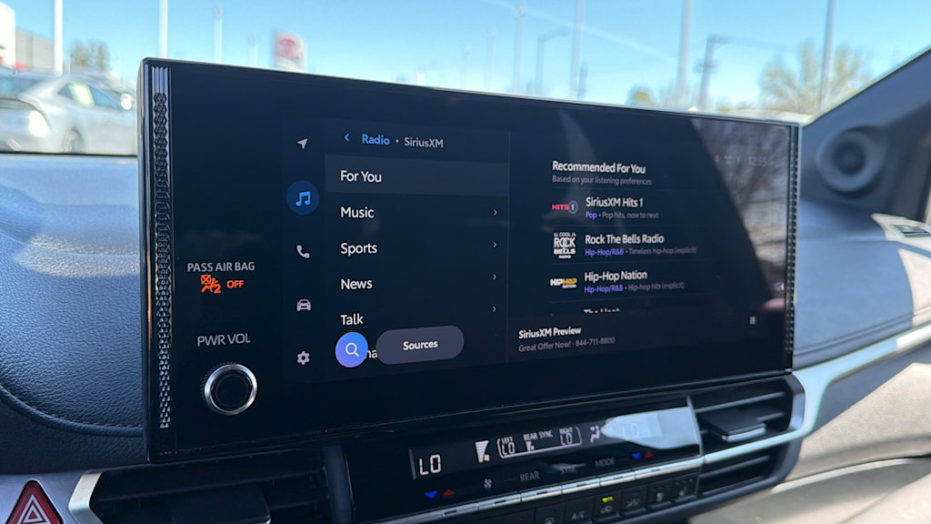 Thumbnail: 2025 Toyota Sienna - 22