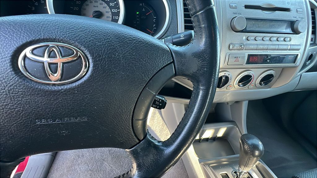 Thumbnail: 2006 Toyota Tacoma - 27