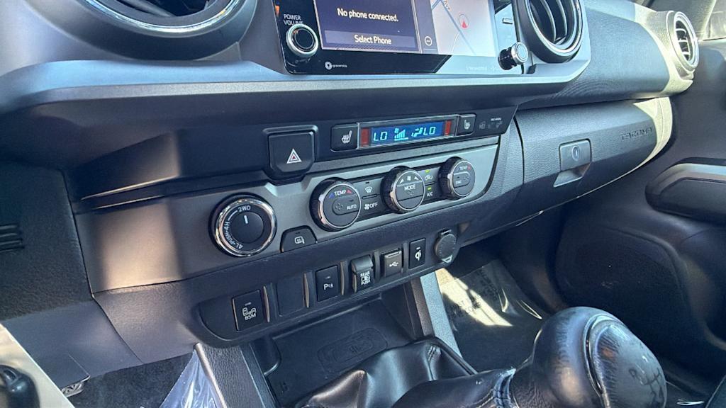 Thumbnail: 2020 Toyota Tacoma - 22