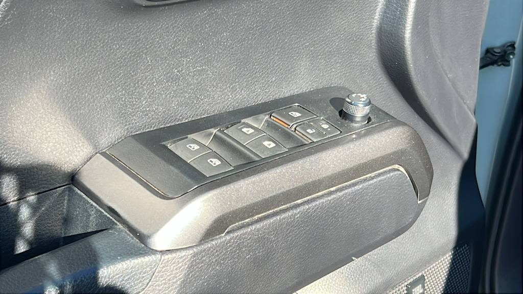 Thumbnail: 2021 Toyota Tacoma - 28