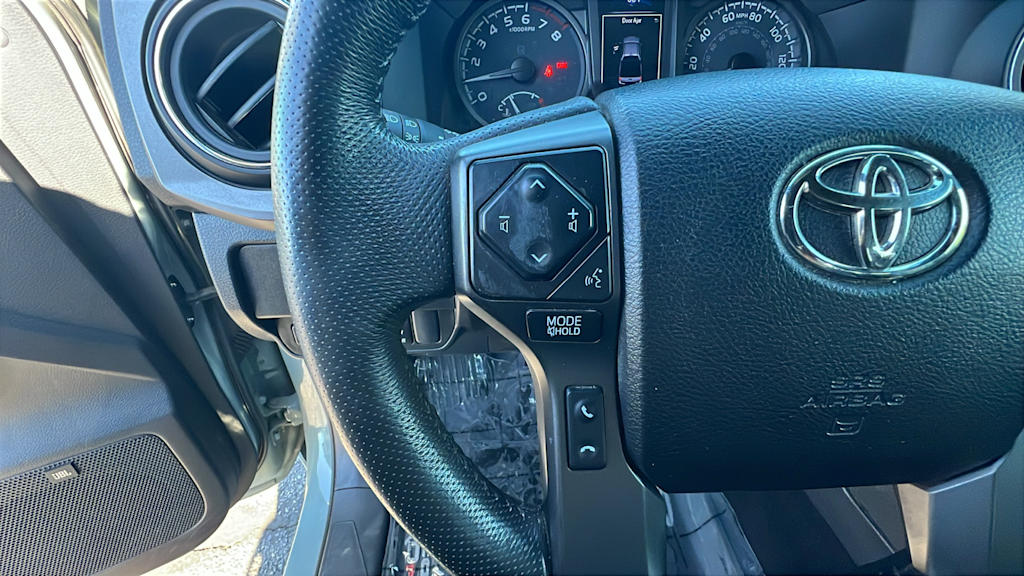 Thumbnail: 2021 Toyota Tacoma - 26