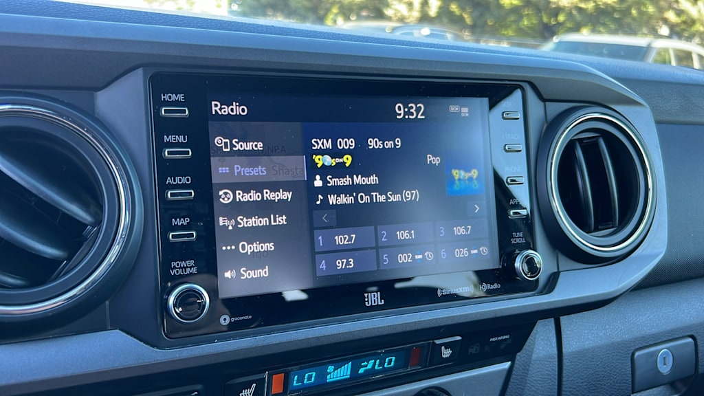 Thumbnail: 2021 Toyota Tacoma - 14