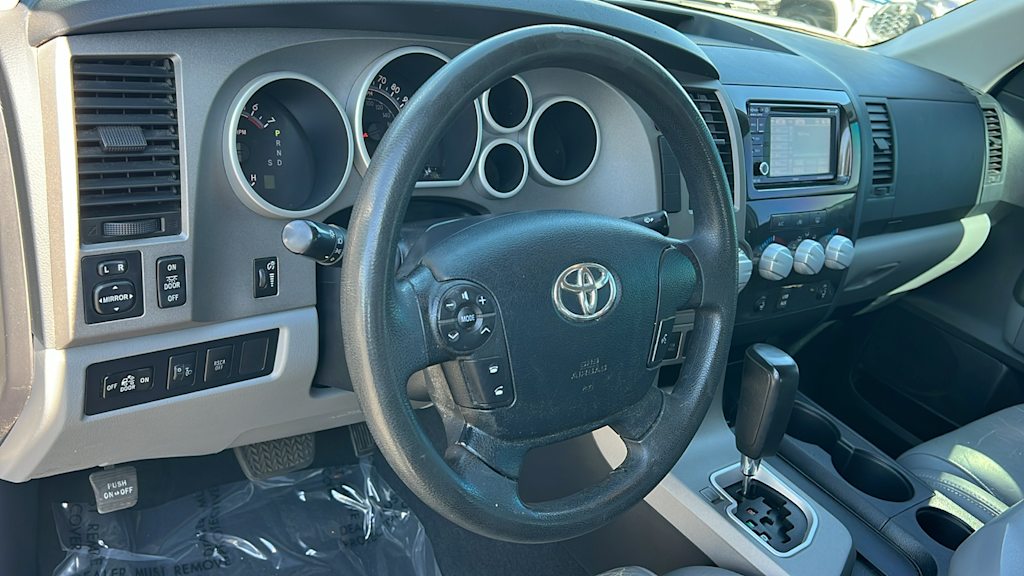 Thumbnail: 2013 Toyota Tundra - 2