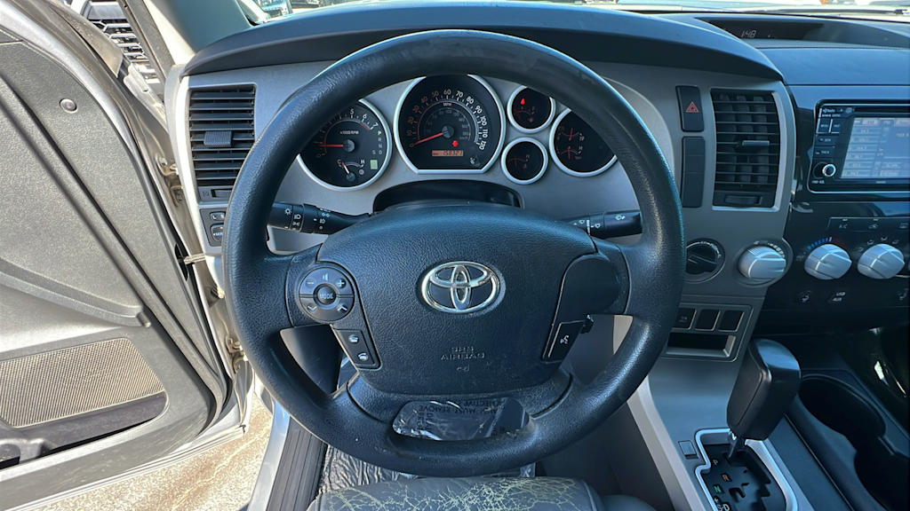 Thumbnail: 2013 Toyota Tundra - 9