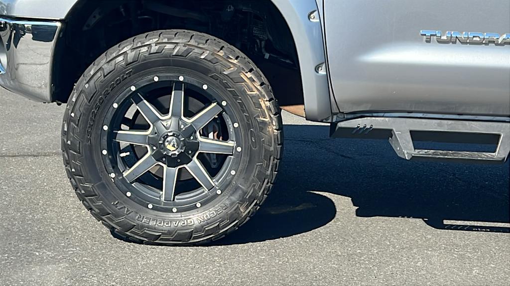 Thumbnail: 2013 Toyota Tundra - 8