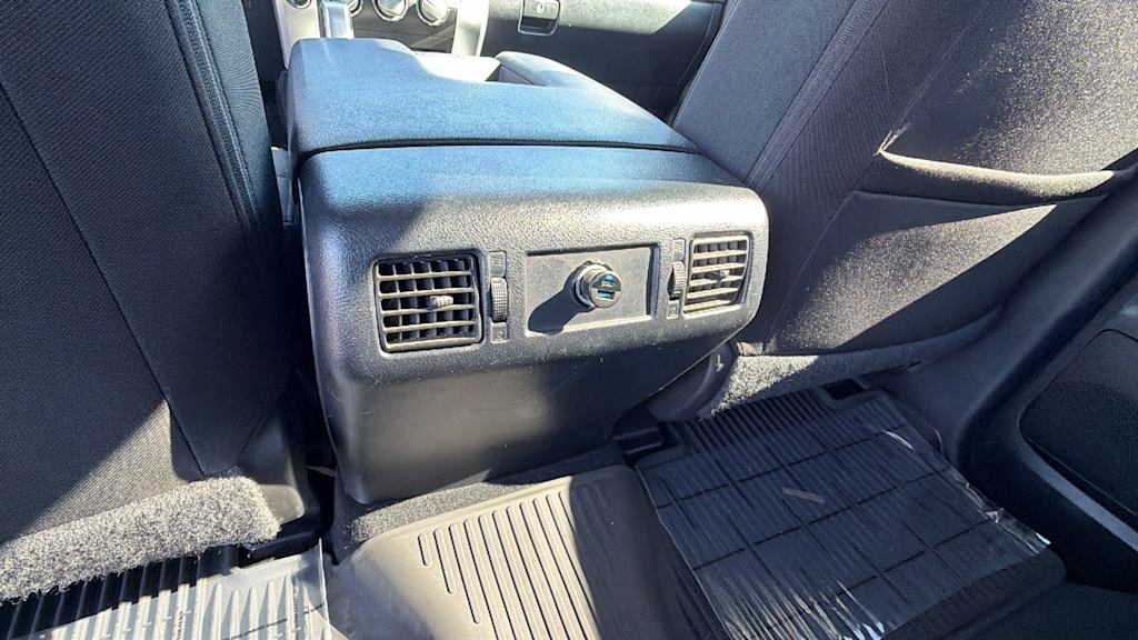Thumbnail: 2018 Toyota Tundra - 29