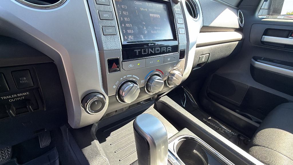 Thumbnail: 2018 Toyota Tundra - 22