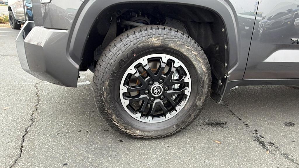 Thumbnail: 2024 Toyota Tundra - 8