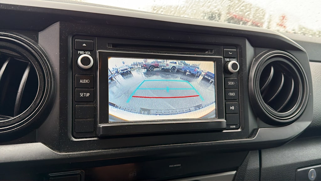 Thumbnail: 2018 Toyota Tacoma - 23