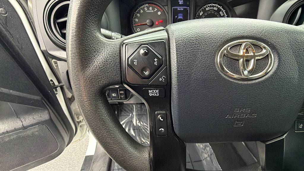 Thumbnail: 2018 Toyota Tacoma - 25