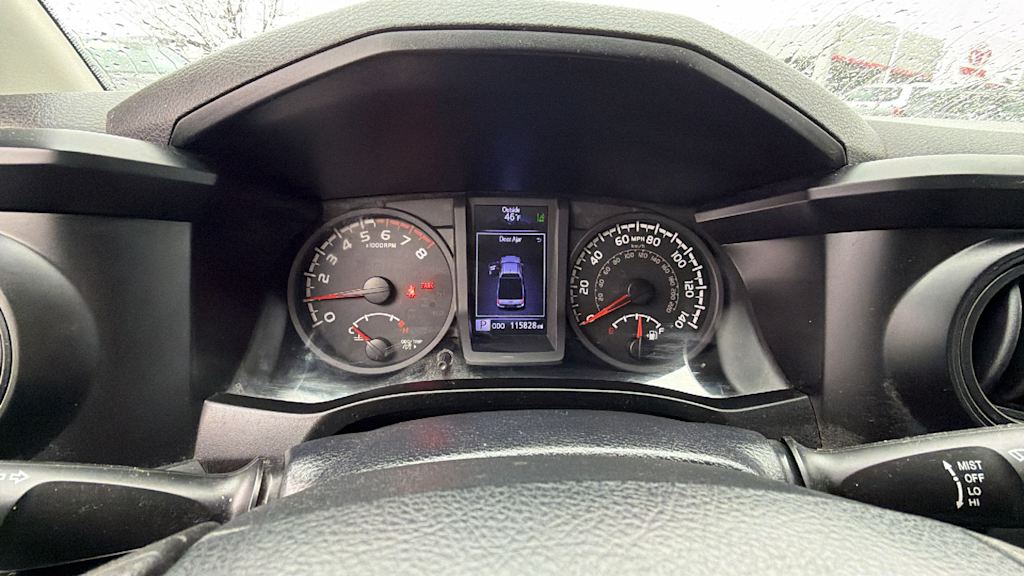 Thumbnail: 2018 Toyota Tacoma - 15