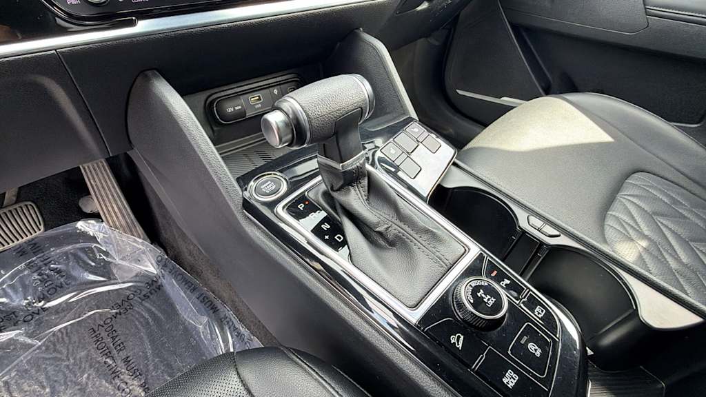 Thumbnail: 2023 Kia Sportage - 15