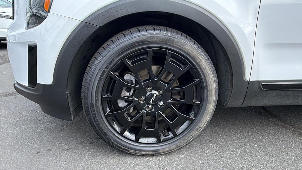 Thumbnail: 2022 Kia Telluride - 8