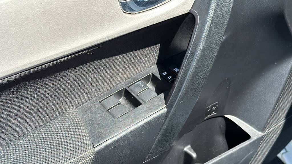 Thumbnail: 2019 Toyota Corolla - 26