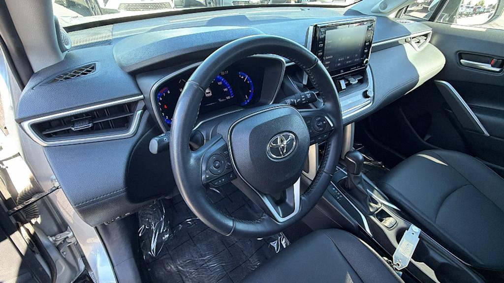 Thumbnail: 2022 Toyota Corolla Cross - 2