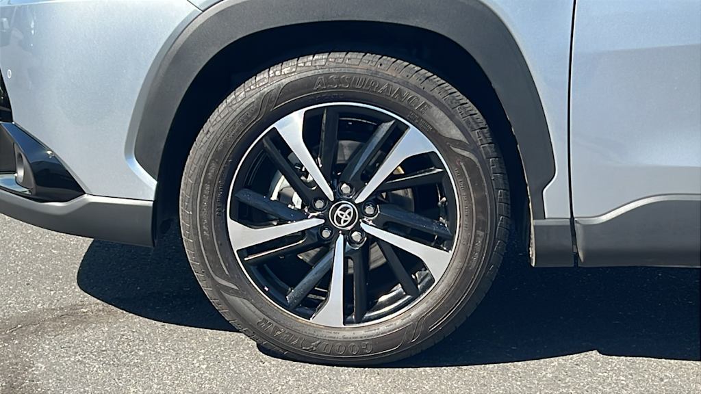 Thumbnail: 2024 Toyota Corolla Cross - 8