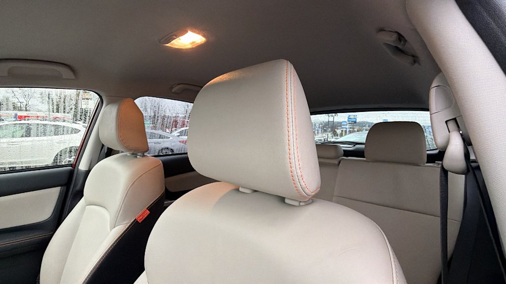 Thumbnail: 2017 Subaru Crosstrek - 10