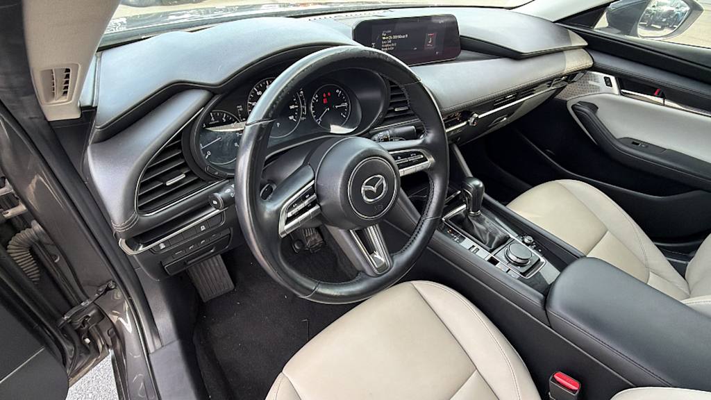 Thumbnail: 2021 Mazda Mazda3 - 2