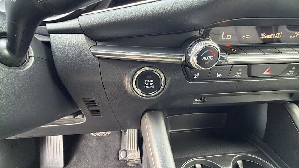 Thumbnail: 2021 Mazda Mazda3 - 26