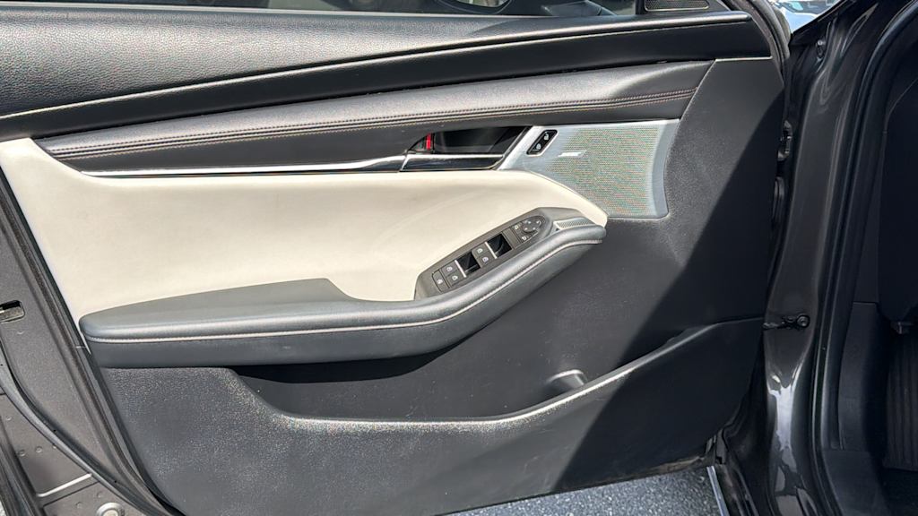 Thumbnail: 2021 Mazda Mazda3 - 28