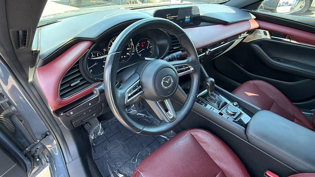 Thumbnail: 2021 Mazda Mazda3 - 2