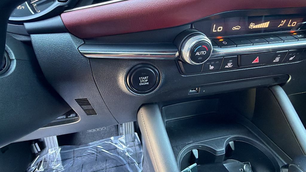 Thumbnail: 2021 Mazda Mazda3 - 25
