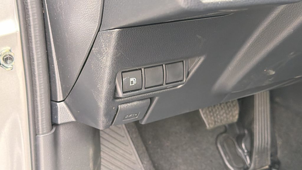 Thumbnail: 2024 Toyota Prius - 33