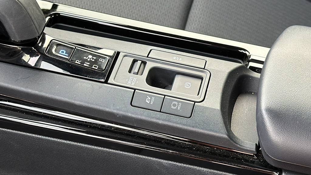 Thumbnail: 2024 Toyota Prius - 34