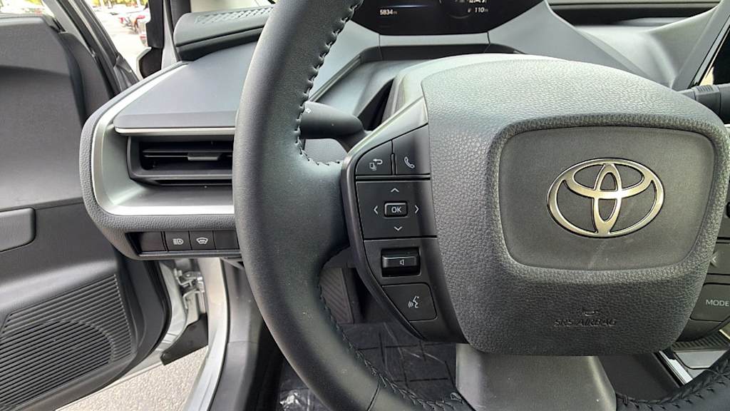 Thumbnail: 2024 Toyota Prius - 25