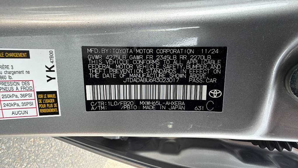 Thumbnail: 2024 Toyota Prius - 17