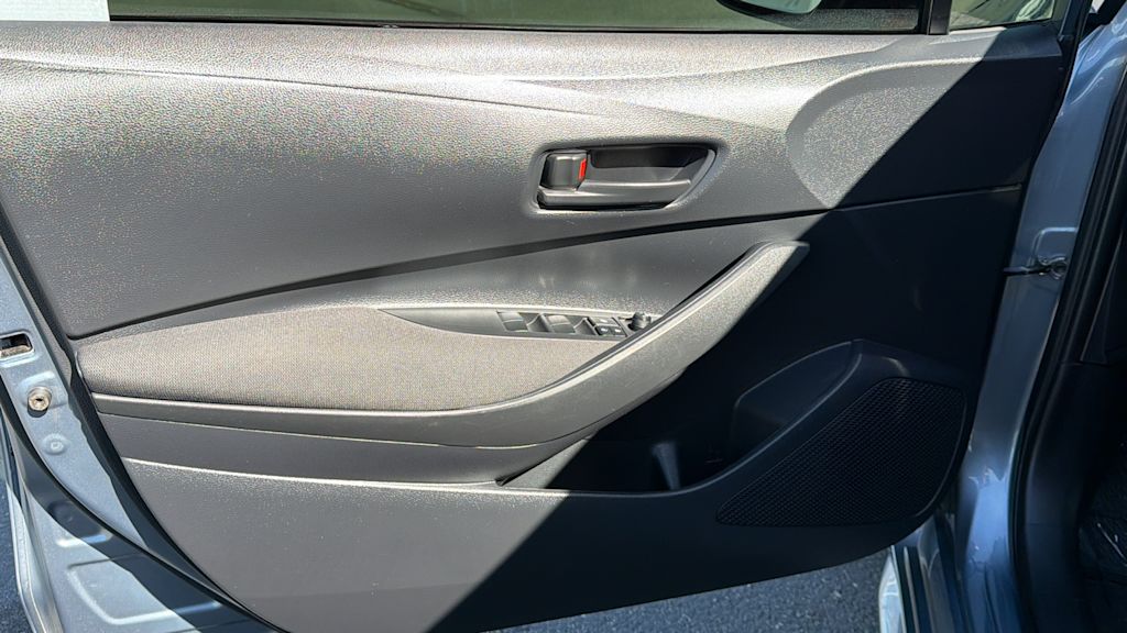 Thumbnail: 2023 Toyota Corolla - 29