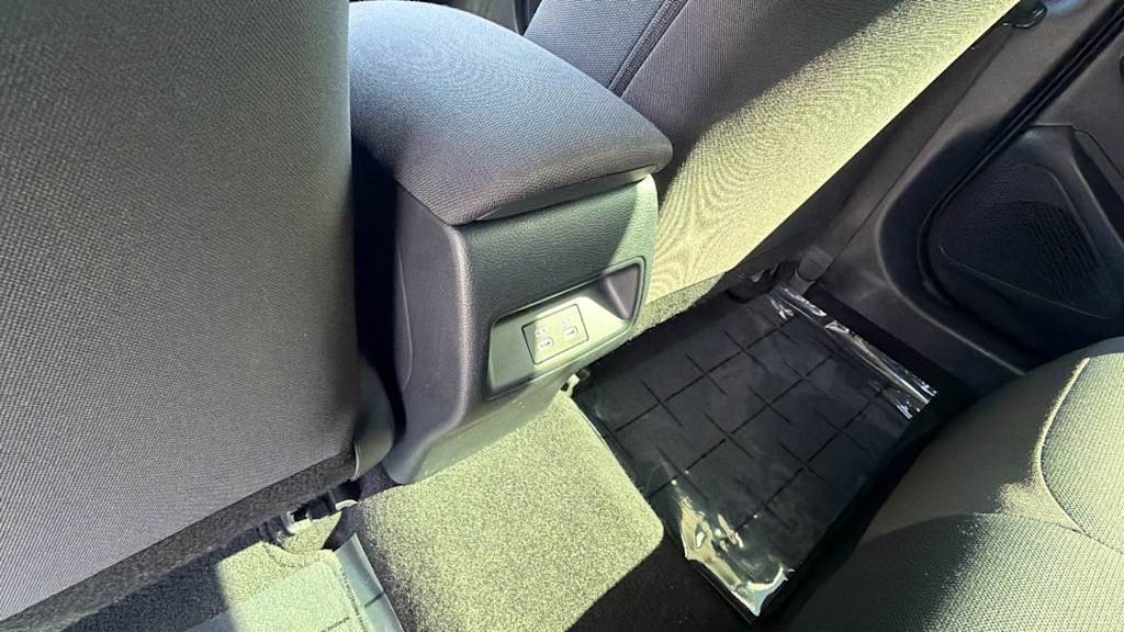 Thumbnail: 2023 Toyota Corolla - 18