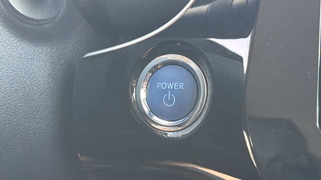 Thumbnail: 2019 Toyota Prius - 26