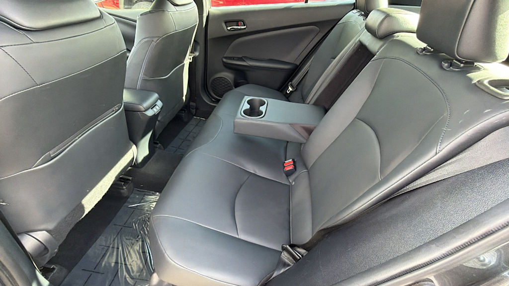 Thumbnail: 2019 Toyota Prius - 12