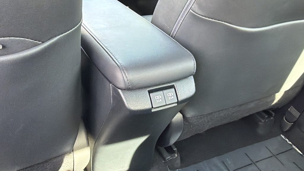 Thumbnail: 2019 Toyota Prius - 30