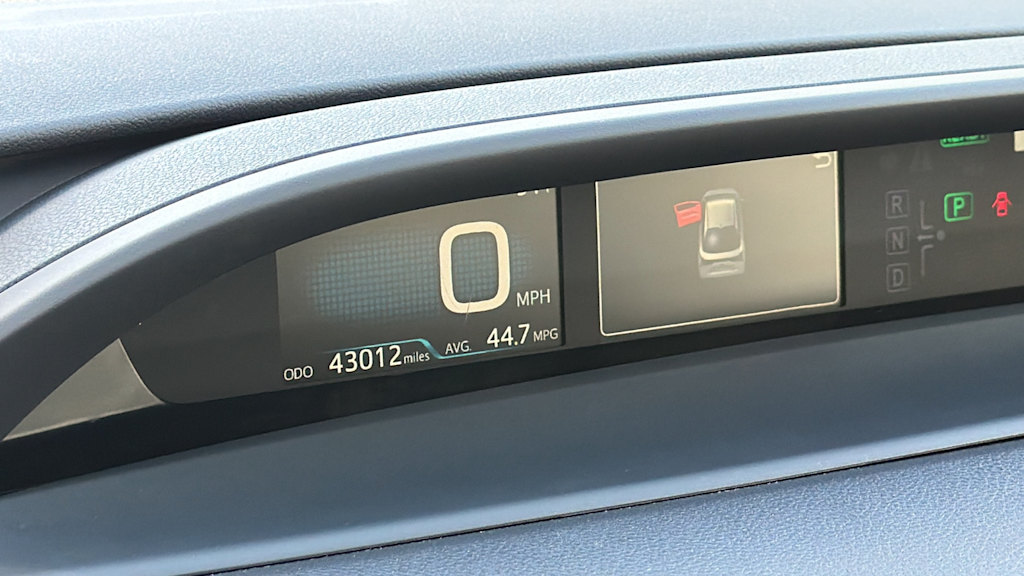 Thumbnail: 2019 Toyota Prius - 17