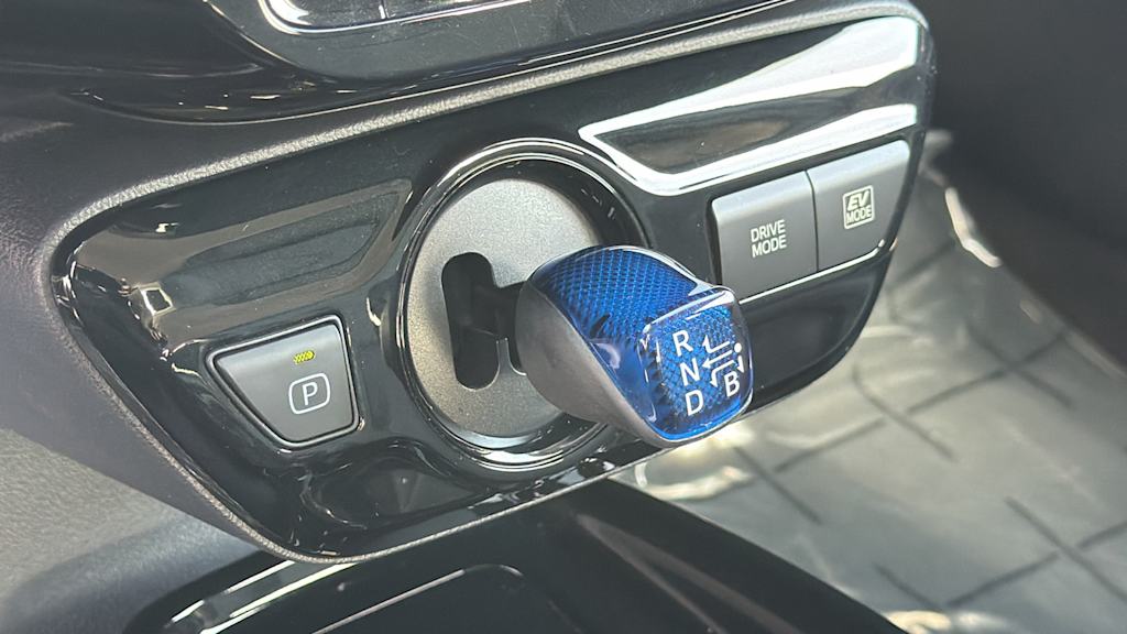 Thumbnail: 2019 Toyota Prius - 16