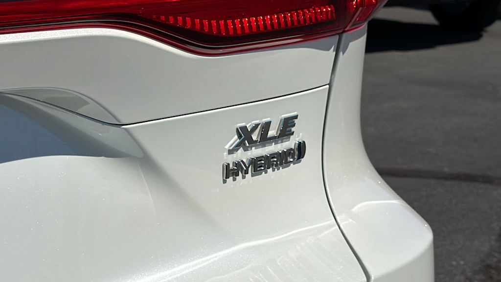 Thumbnail: 2022 Toyota Venza - 7